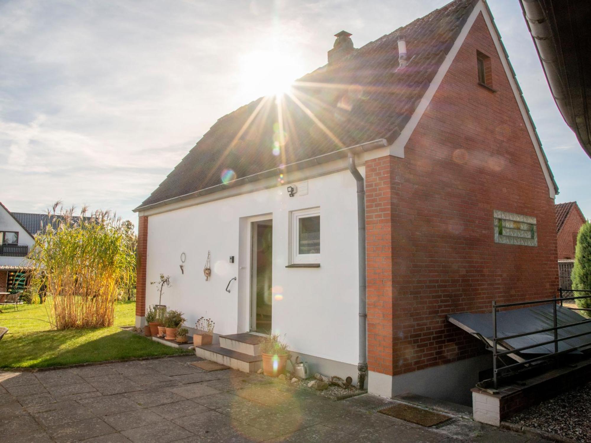Kleines Ferienhaeuschen Im Garten Eutin Exteriör bild