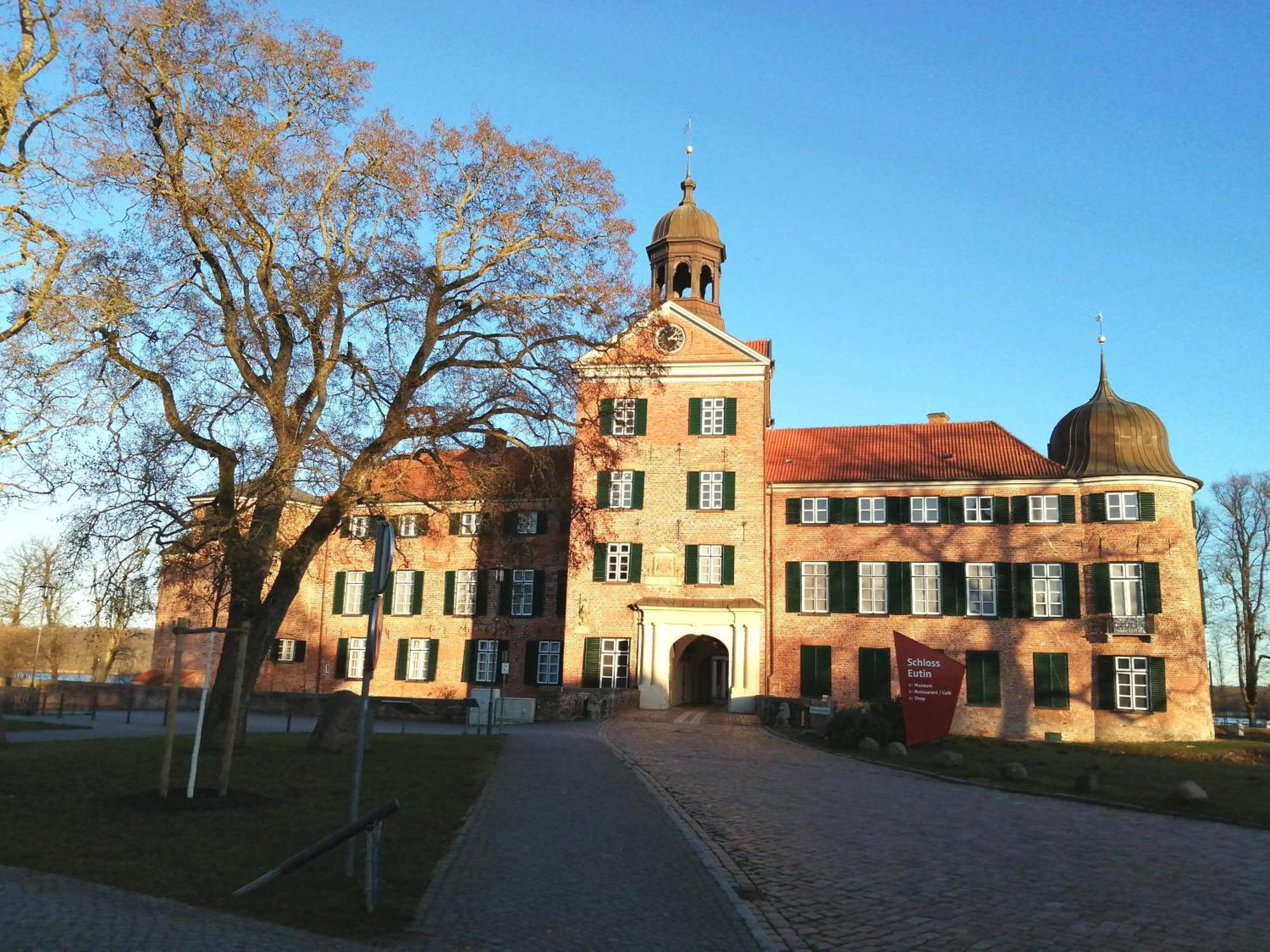 Kleines Ferienhaeuschen Im Garten Eutin Exteriör bild